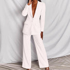 Hayley - Chic Women's Two-Piece Blazer and Trousers Set