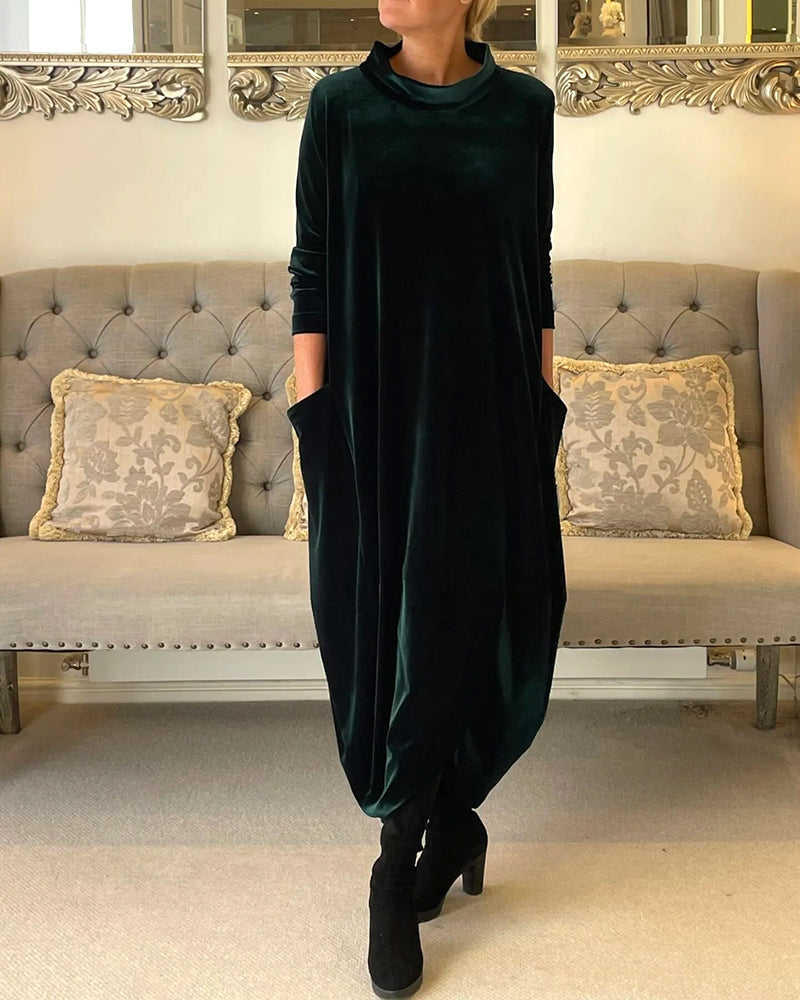 Comfortable Velvet Dress with Handy Pockets