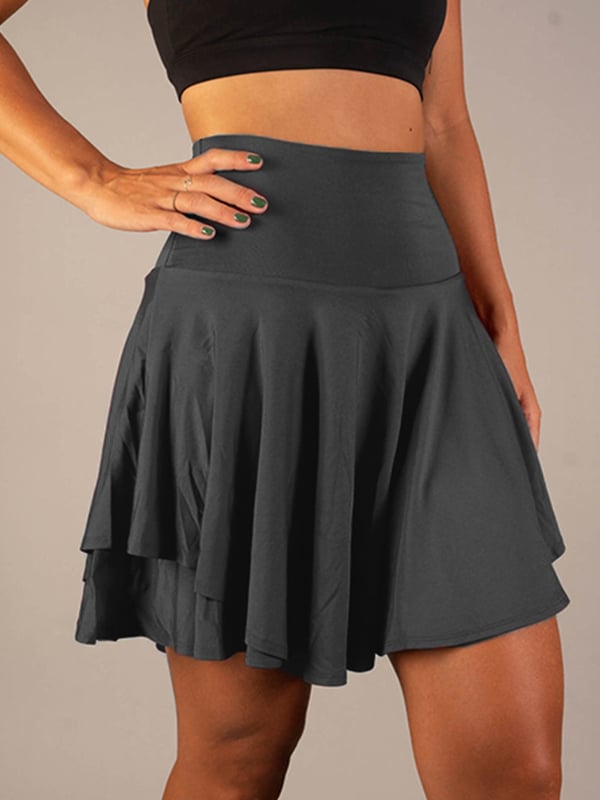 Functional Performance Skirt with Handy Pockets