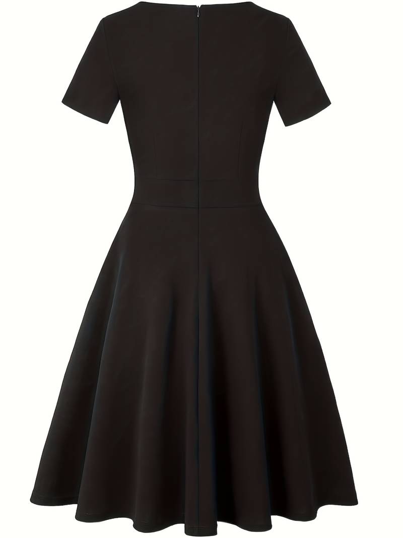 Blue Dress with Elegant Lace Accents and Tailored Waist