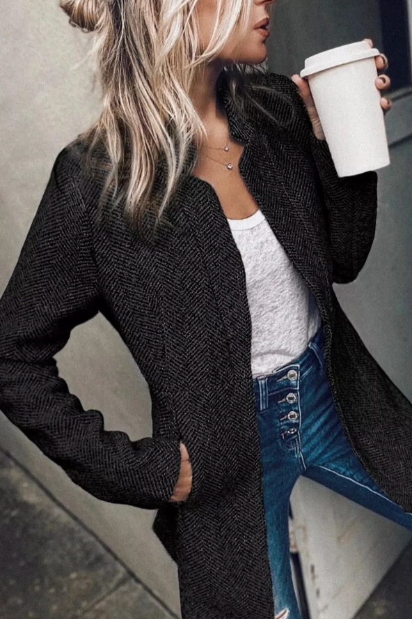 Kira - Elegant and Trendy Outerwear Jacket