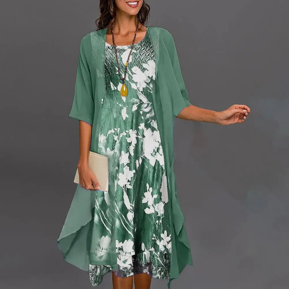 Elegant Floral Print Dress with Three-Quarter Sleeves