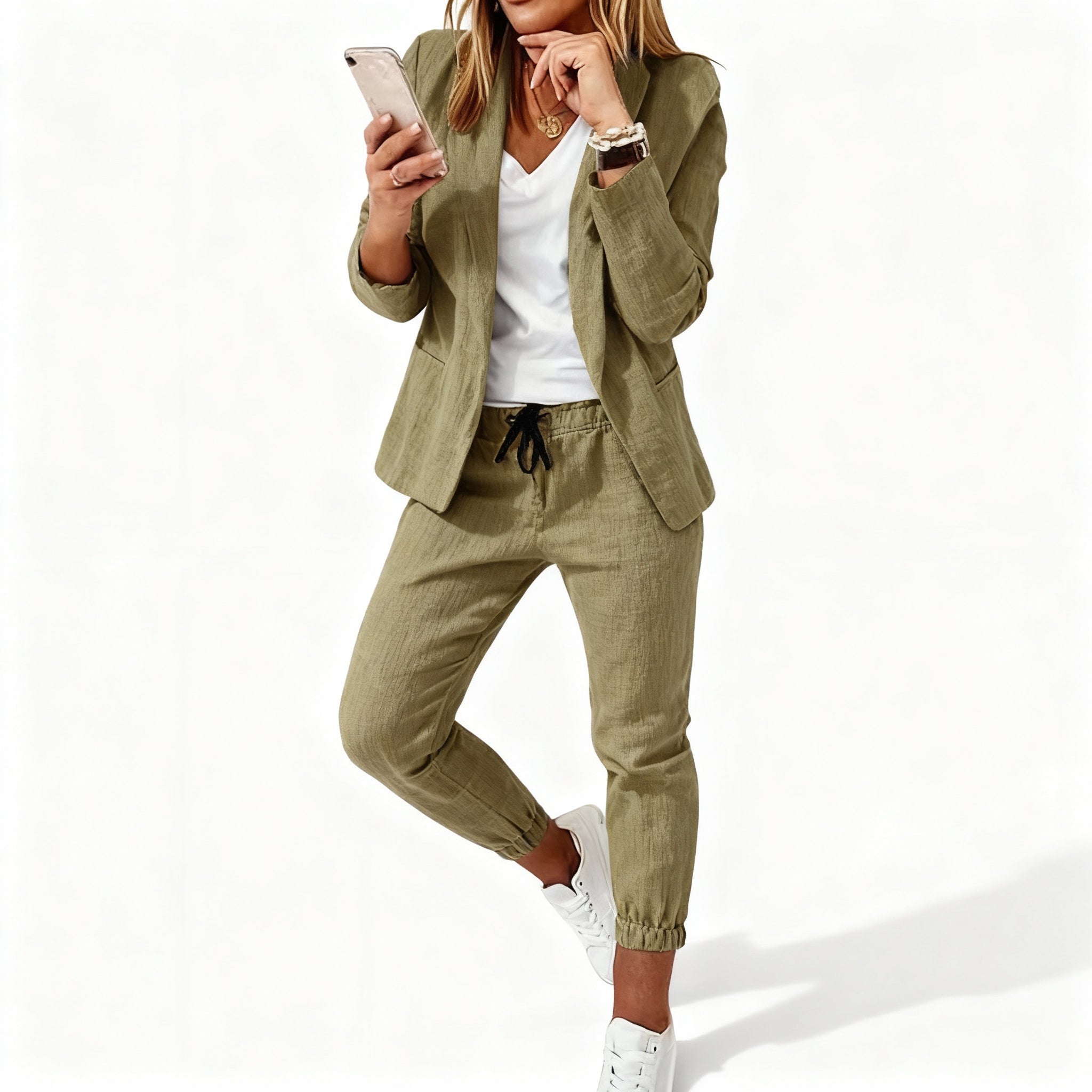 Chic Women's Blazer and Jogger Set – Coordinated Blazer and Pants Ensemble
