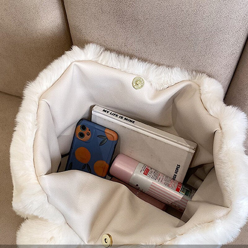 Dante Plush Handbag | Chic Winter Accessory for Women