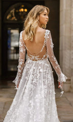Graceful Lace Wedding Dress