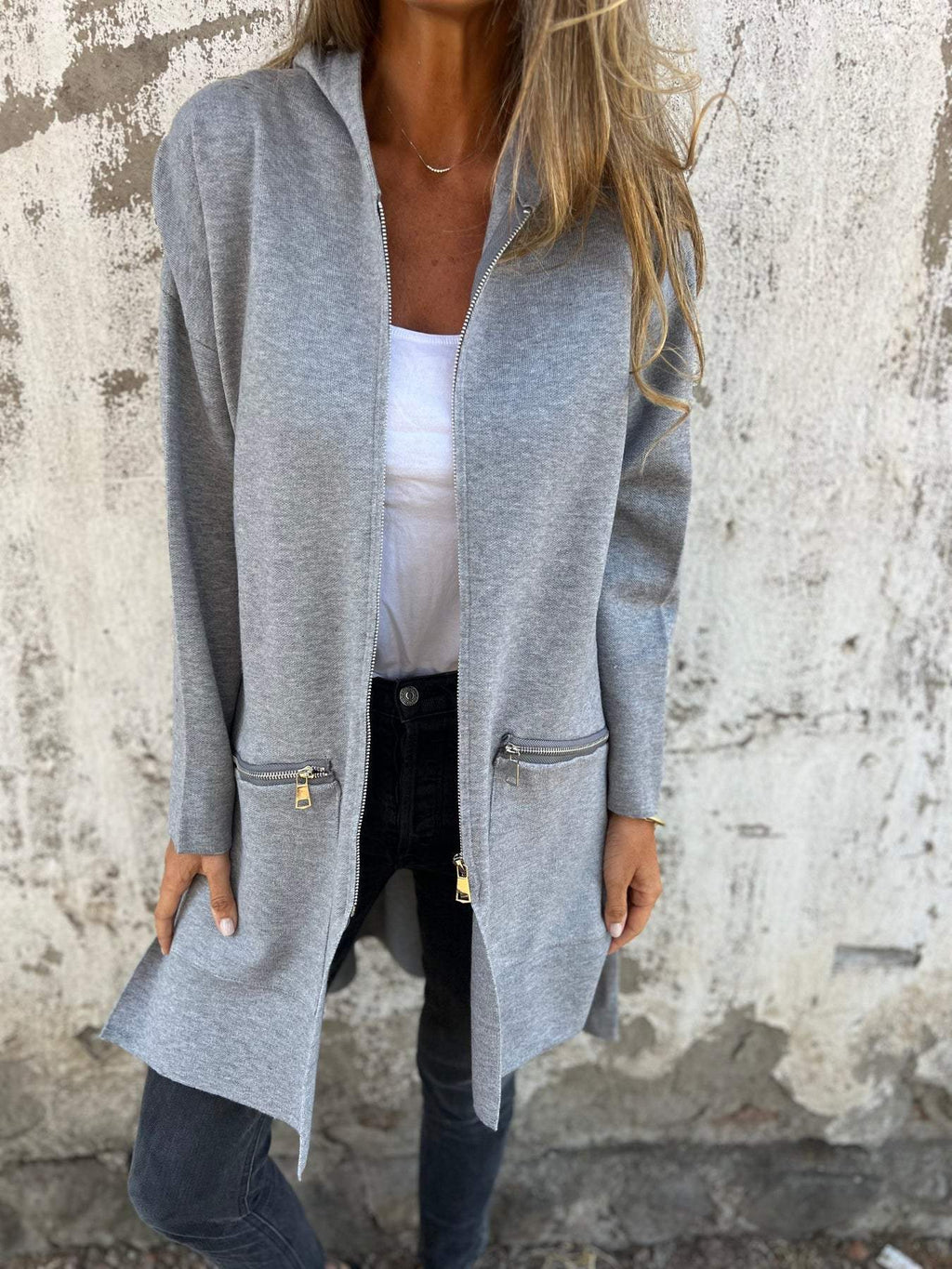 Stylish and Comfortable Winter Cardigan